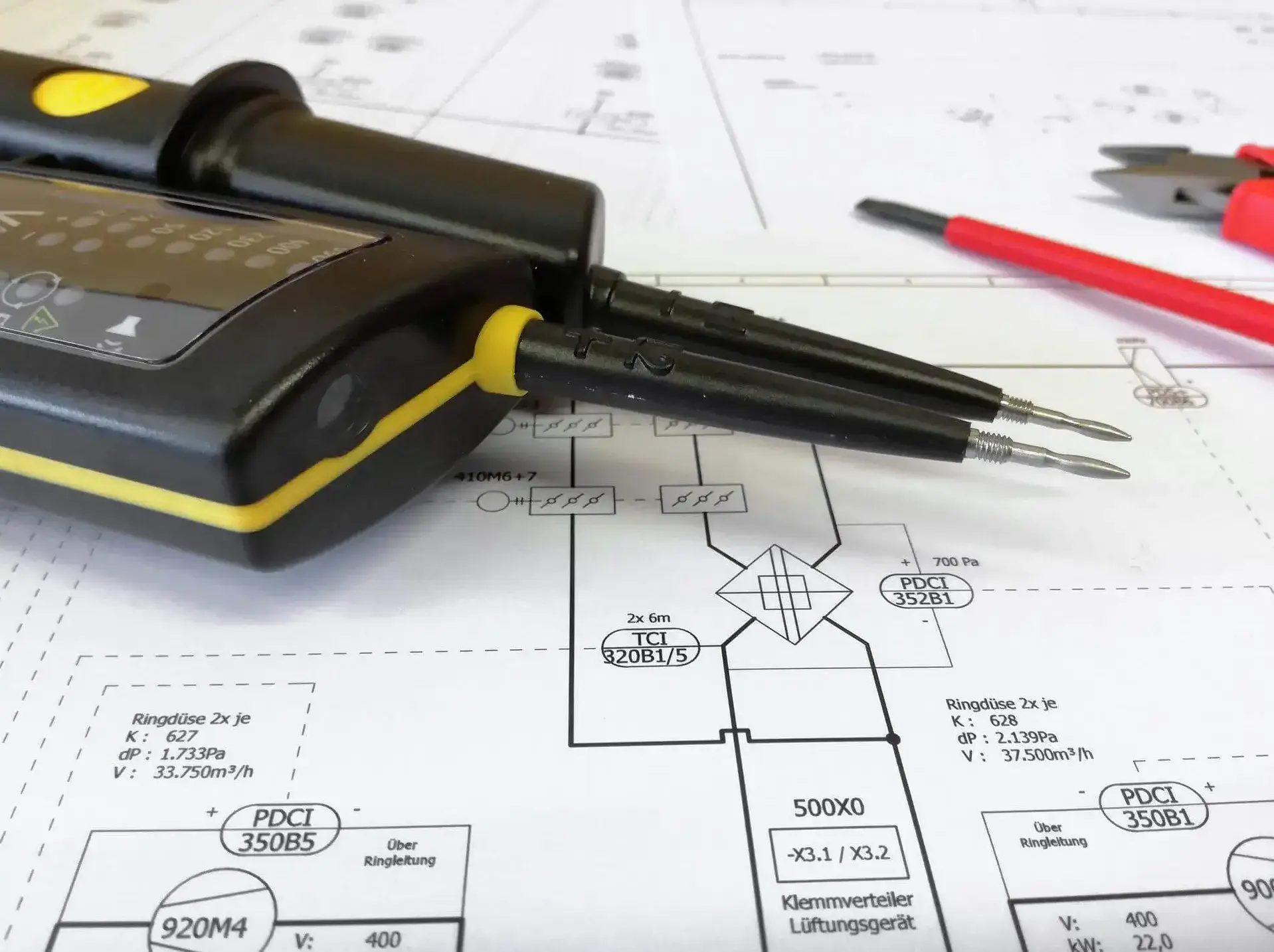 Get your EICR certificate Finchley in Finchley