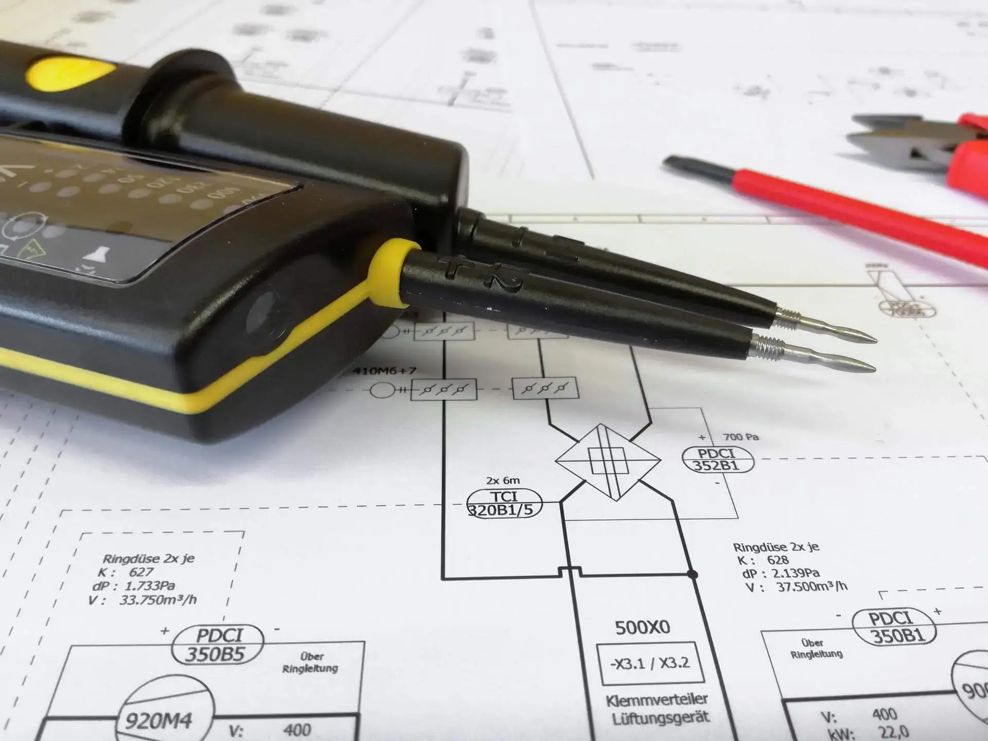 Get your EICR certificate Finchley in Finchley